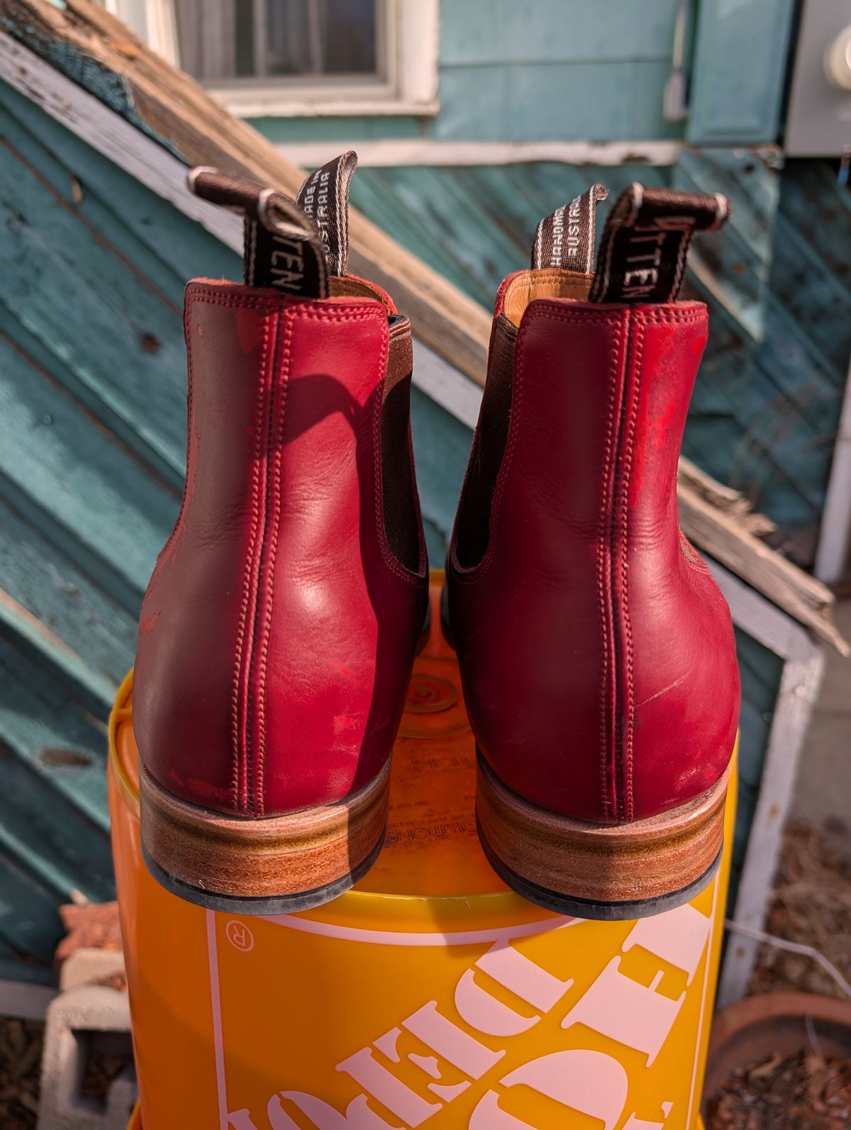 Photo by ninjagin on January 3, 2025 of the Wootten Jack Gusset in Bowden Red.