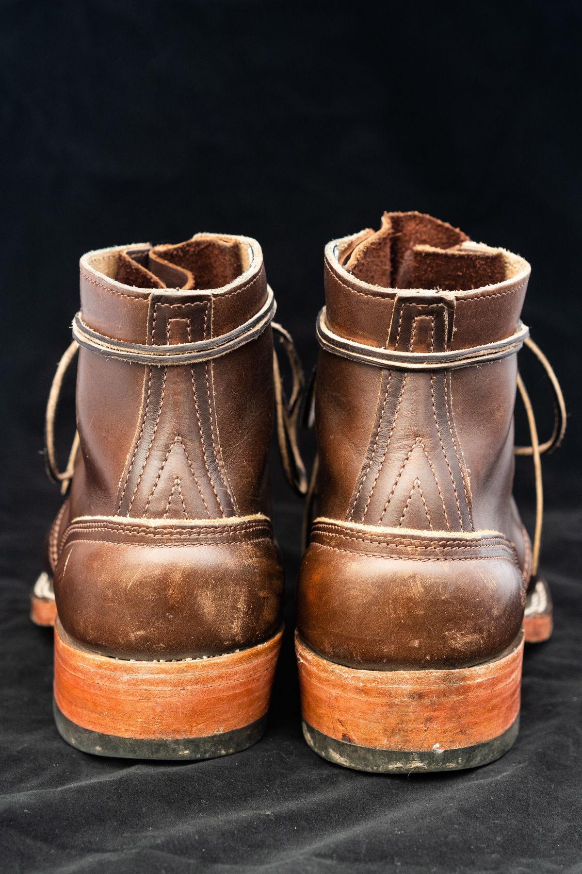 Photo by varnu on November 4, 2022 of the Nicks Robert in Horween Brown Chromexcel.