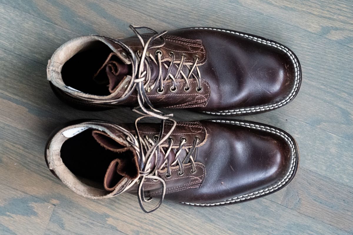 Photo by varnu on November 4, 2022 of the Nicks Robert in Horween Brown Chromexcel.
