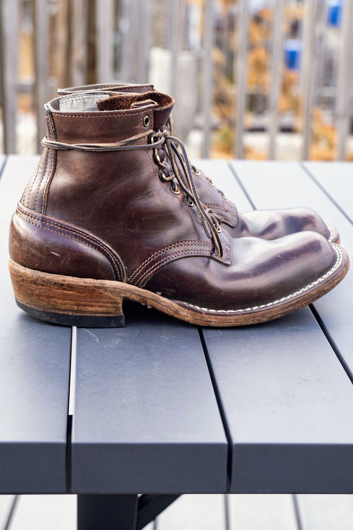 Photo by varnu on March 1, 2023 of the Nicks Robert in Horween Brown Chromexcel.