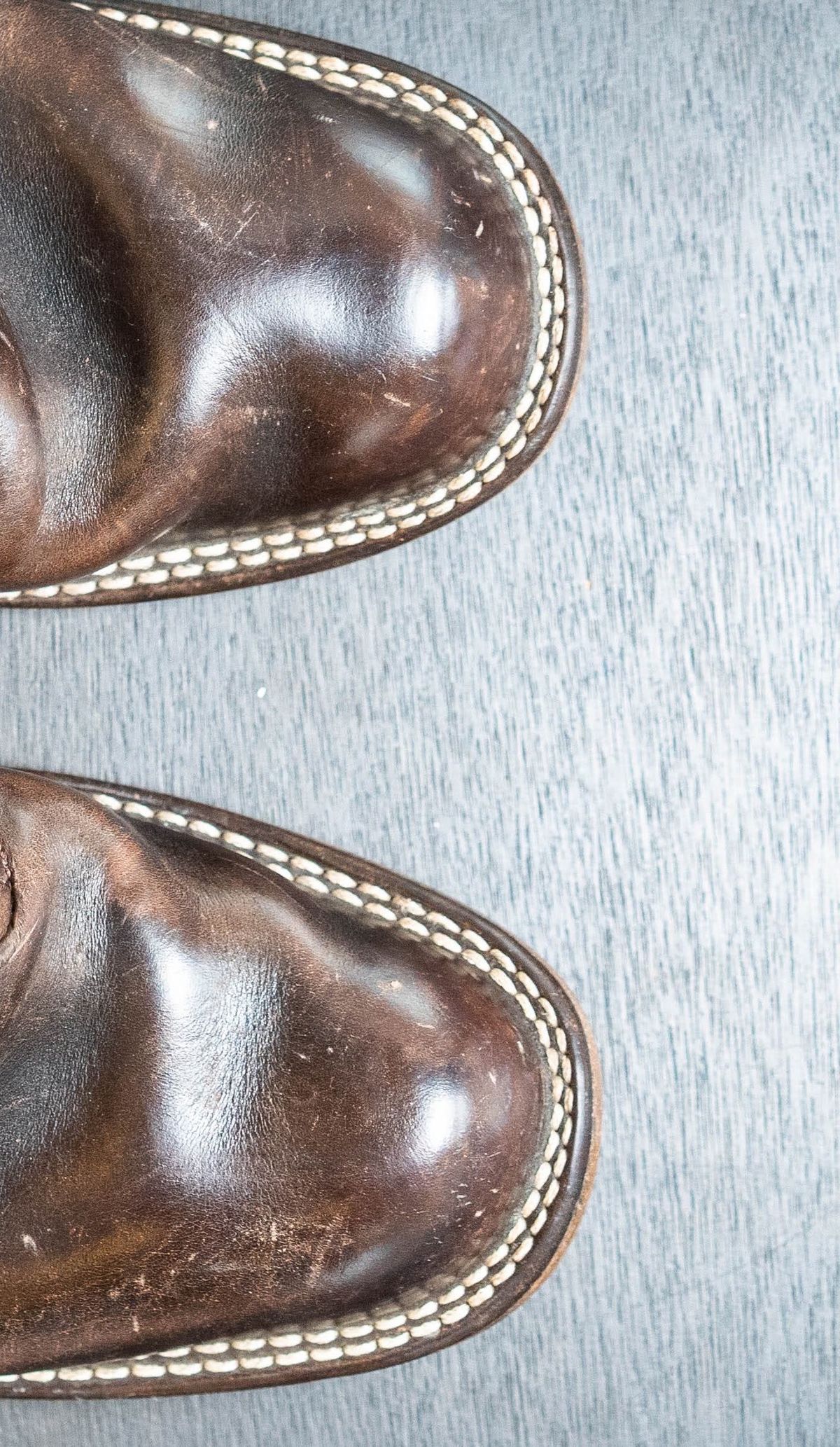 Photo by varnu on April 1, 2023 of the Nicks Robert in Horween Brown Chromexcel.