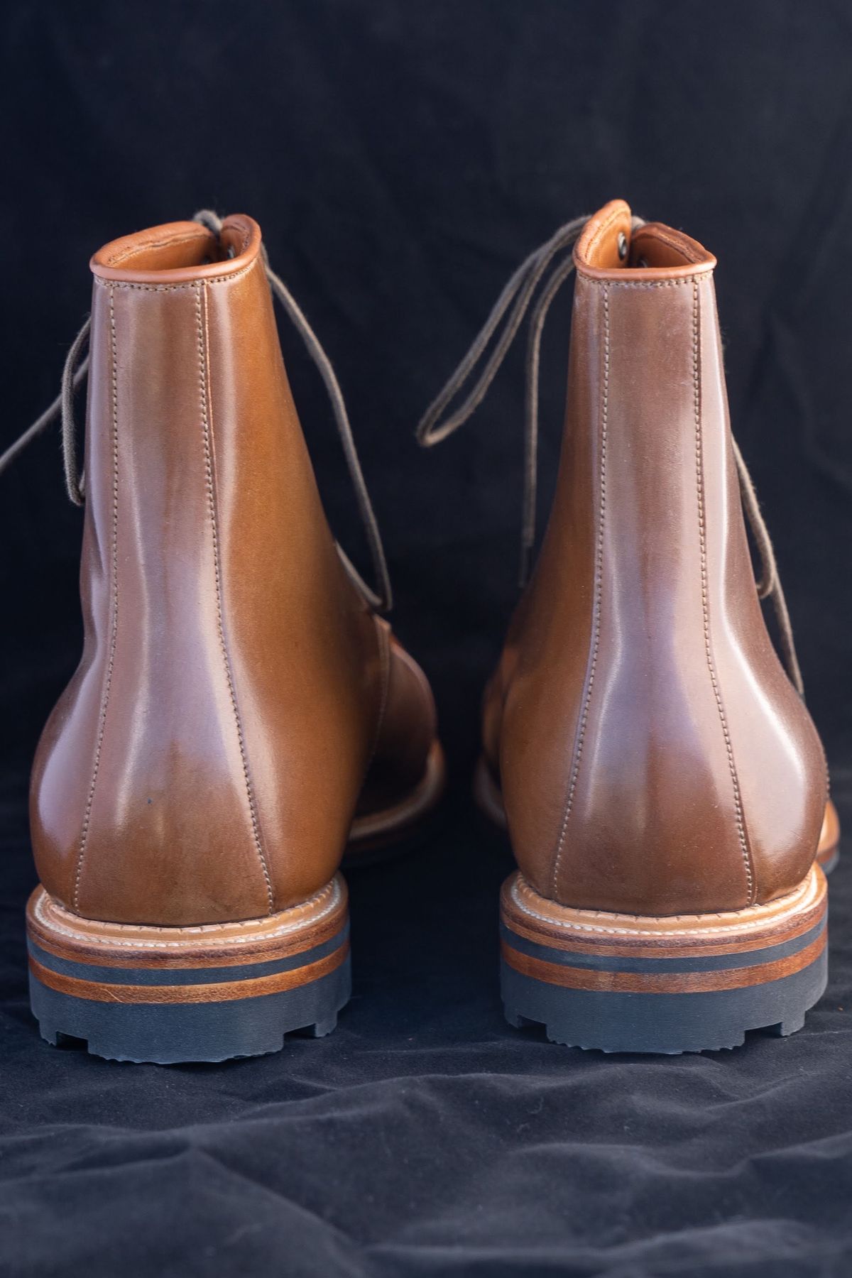 Photo by varnu on October 1, 2022 of the Viberg Halkett in Horween Bourbon Shell Cordovan.