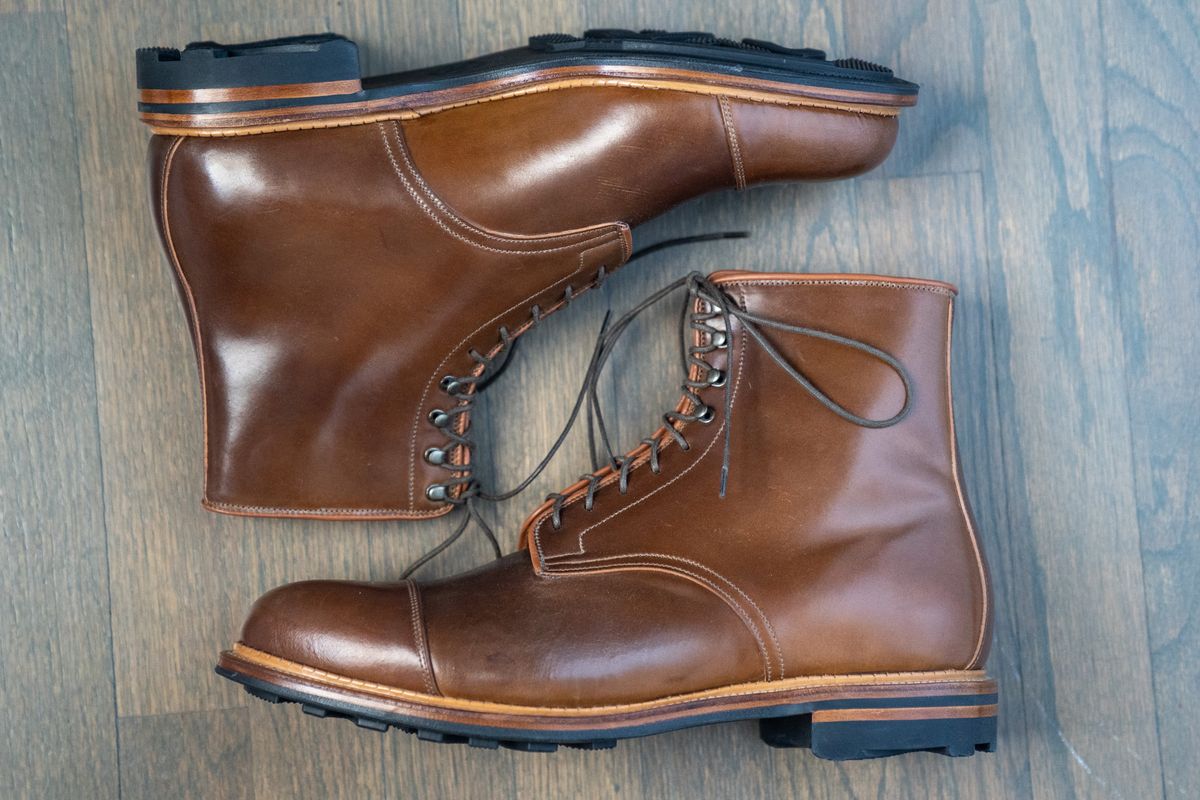 Photo by varnu on October 1, 2022 of the Viberg Halkett in Horween Bourbon Shell Cordovan.