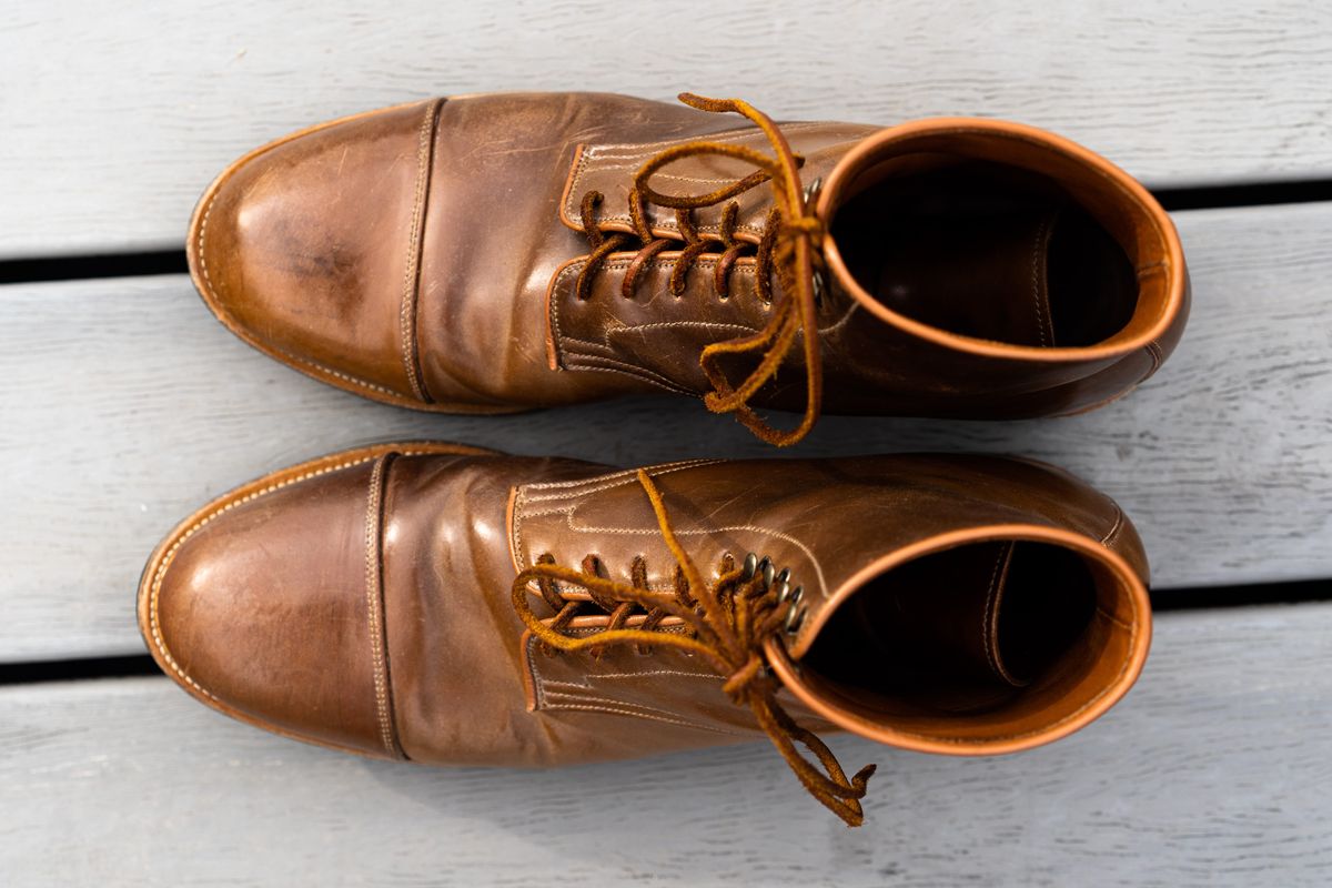 Photo by varnu on January 3, 2023 of the Viberg Halkett in Horween Bourbon Shell Cordovan.