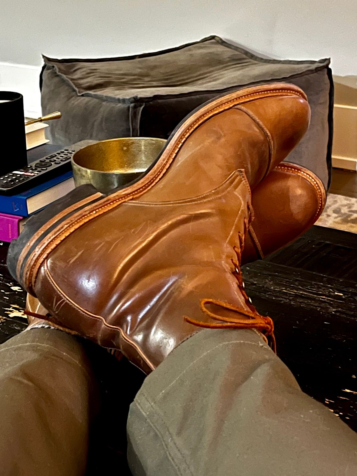 Photo by varnu on January 7, 2023 of the Viberg Halkett in Horween Bourbon Shell Cordovan.