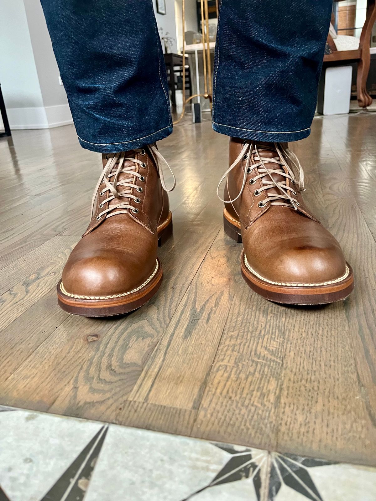 Photo by varnu on April 1, 2024 of the Viberg Service Boot in Icy Mocha Chromexcel.