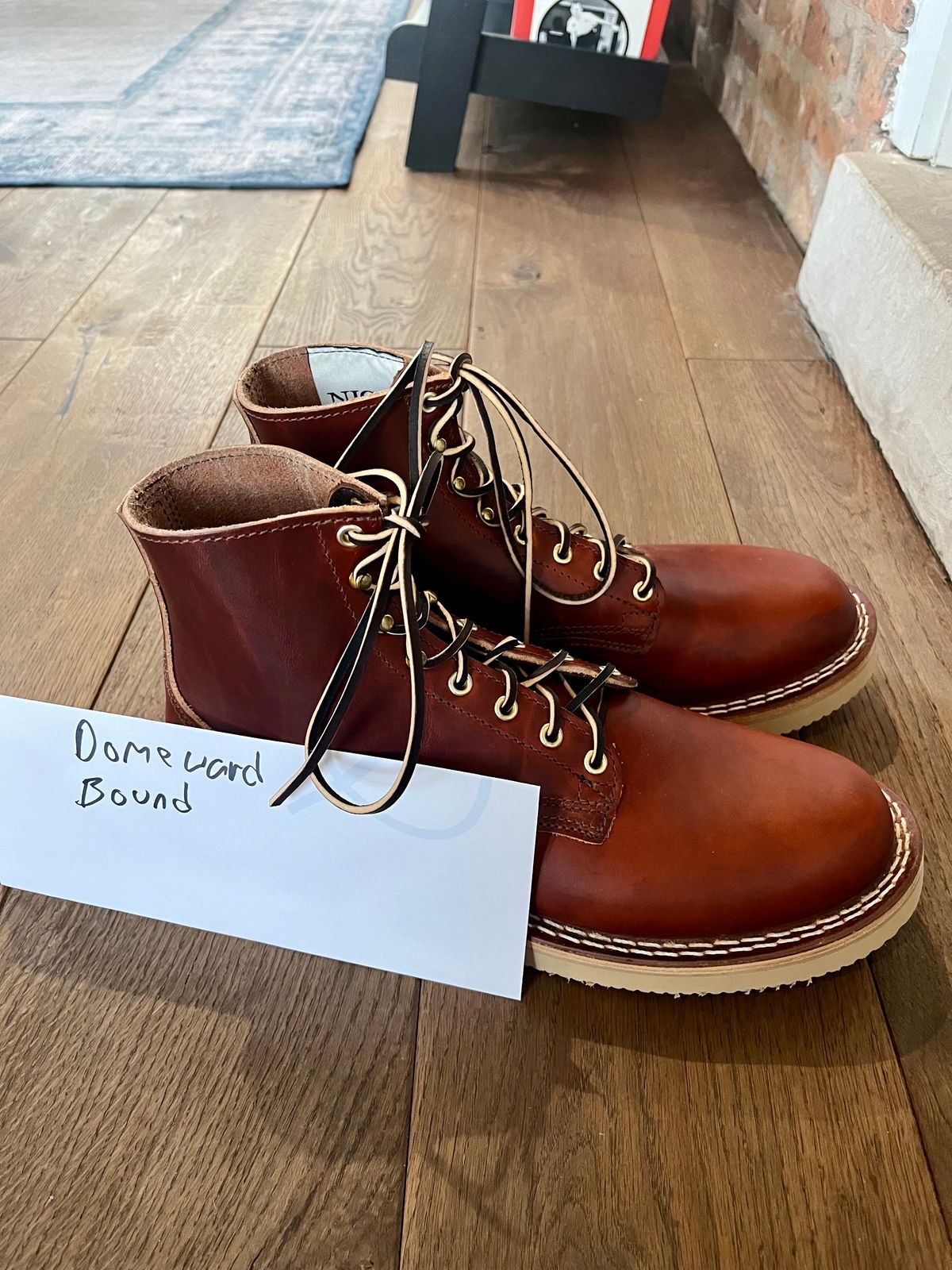 Photo by varnu on October 1, 2023 of the Nicks Free Range in Wickett & Craig Tan Oiled Latigo.