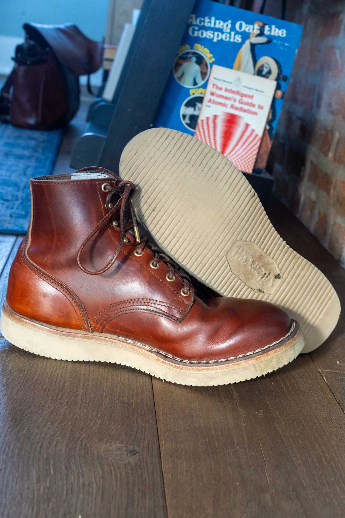 Photo by varnu on November 2, 2023 of the Nicks Free Range in Wickett & Craig Tan Oiled Latigo.