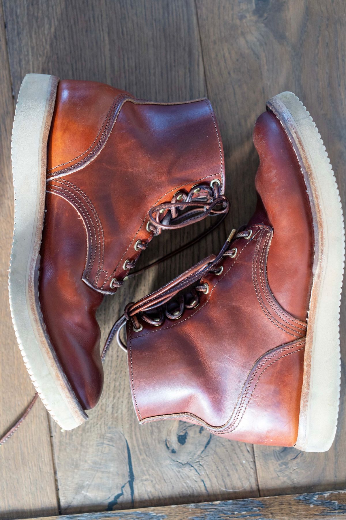 Photo by varnu on November 2, 2023 of the Nicks Free Range in Wickett & Craig Tan Oiled Latigo.