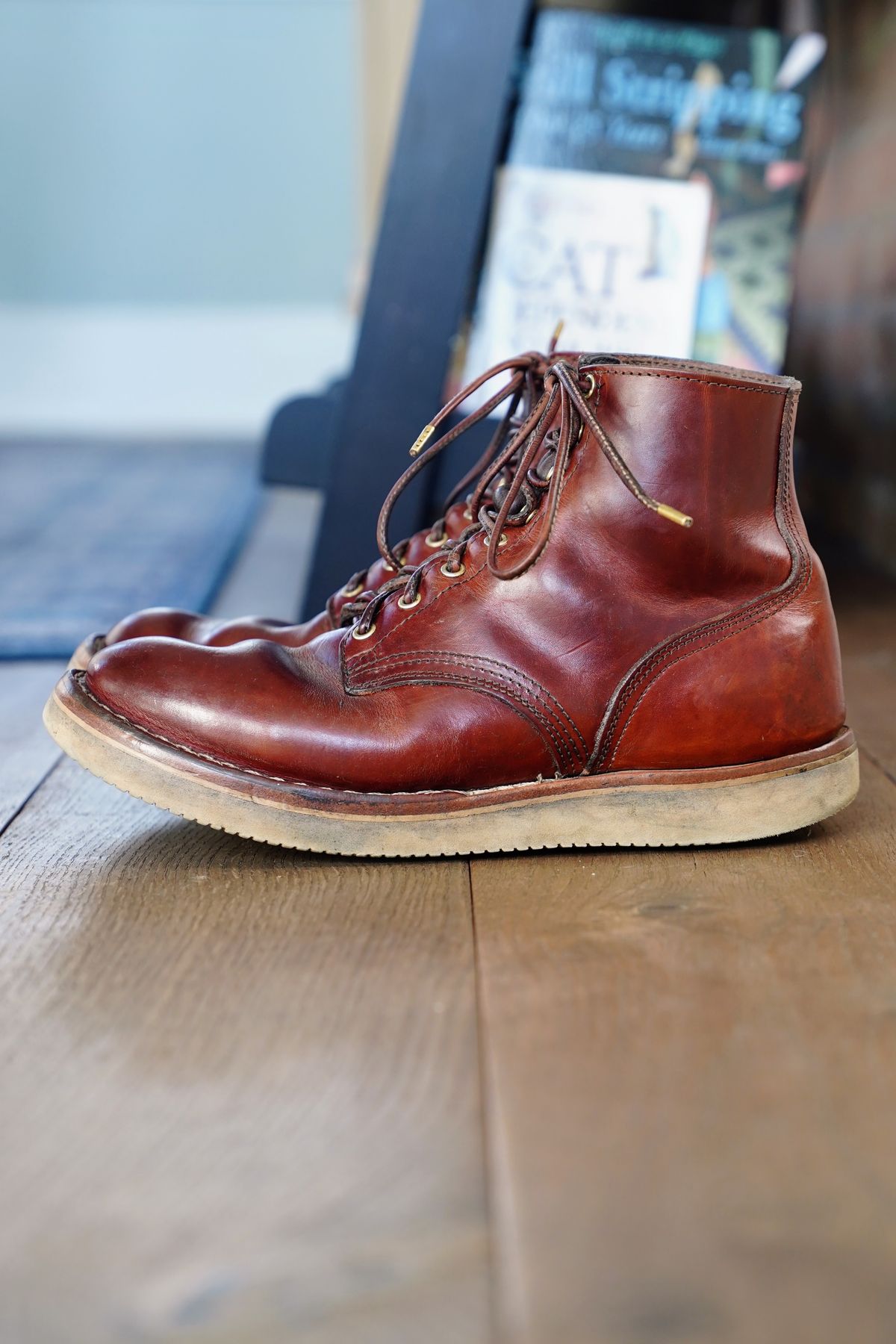Photo by varnu on January 4, 2024 of the Nicks Free Range in Wickett & Craig Tan Oiled Latigo.