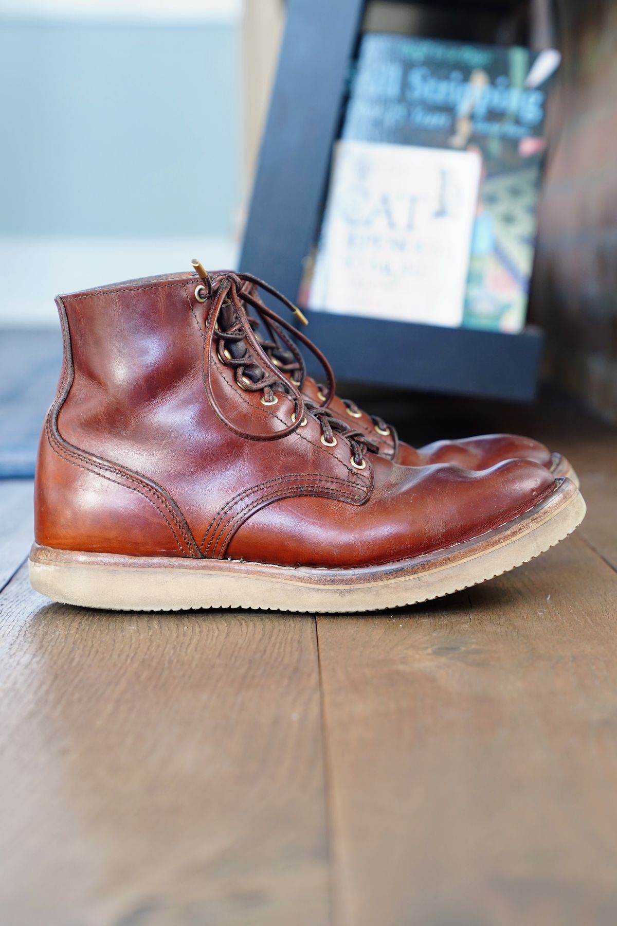 Photo by varnu on January 4, 2024 of the Nicks Free Range in Wickett & Craig Tan Oiled Latigo.