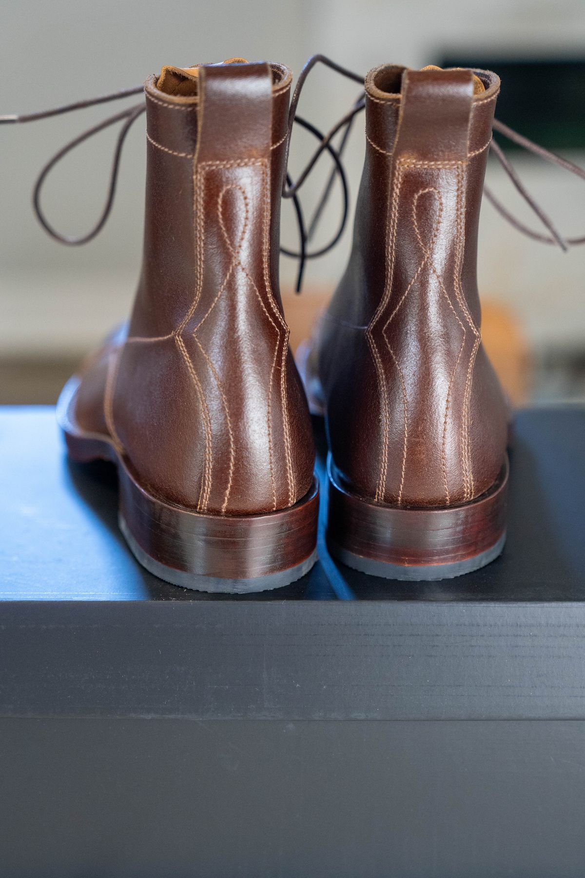 Photo by varnu on October 2, 2025 of the Caswell Boot Company x Fortis in Horween Tan Waxed Flesh.