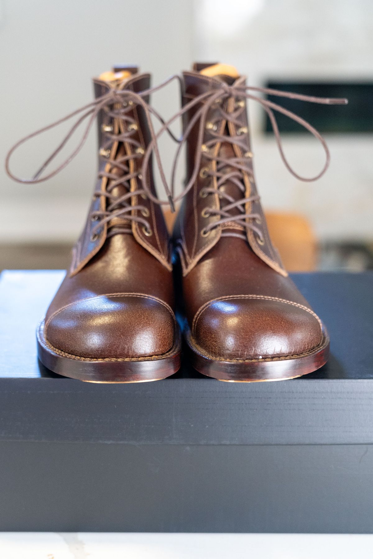 Photo by varnu on October 2, 2025 of the Caswell Boot Company x Fortis in Horween Tan Waxed Flesh.