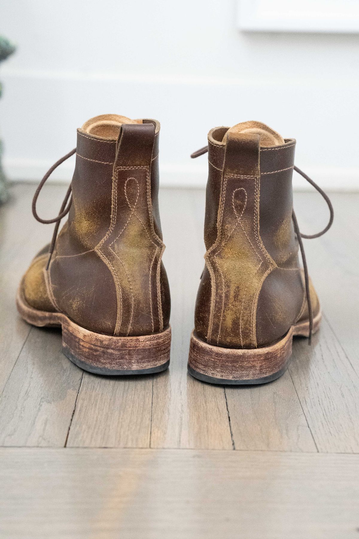 Photo by varnu on March 6, 2026 of the Caswell Boot Company x Fortis in Horween Tan Waxed Flesh.