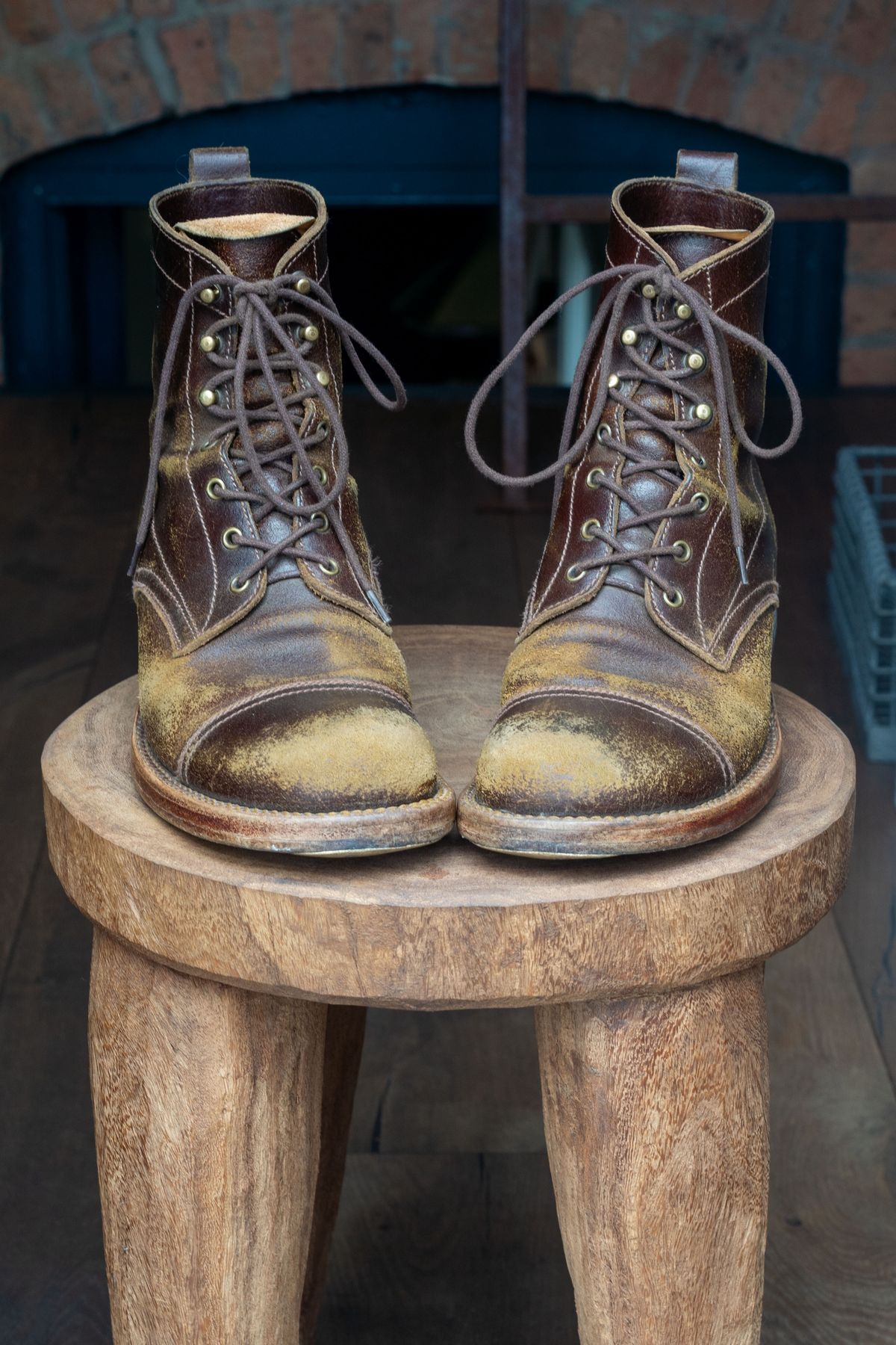 Photo by varnu on April 2, 2026 of the Caswell Boot Company x Fortis in Horween Tan Waxed Flesh.