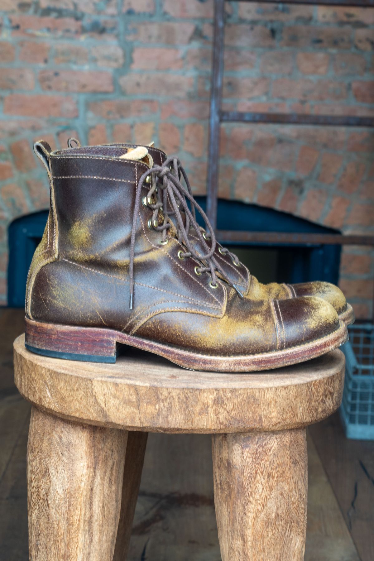 Photo by varnu on April 2, 2026 of the Caswell Boot Company x Fortis in Horween Tan Waxed Flesh.
