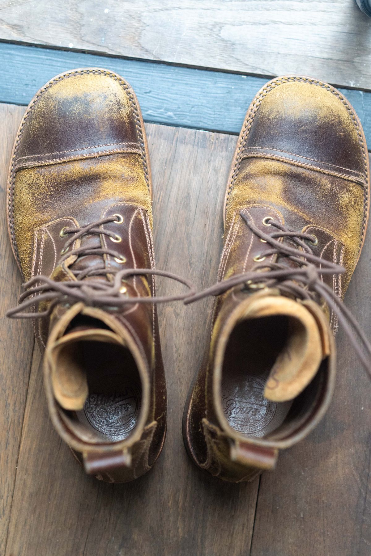 Photo by varnu on April 2, 2026 of the Caswell Boot Company x Fortis in Horween Tan Waxed Flesh.