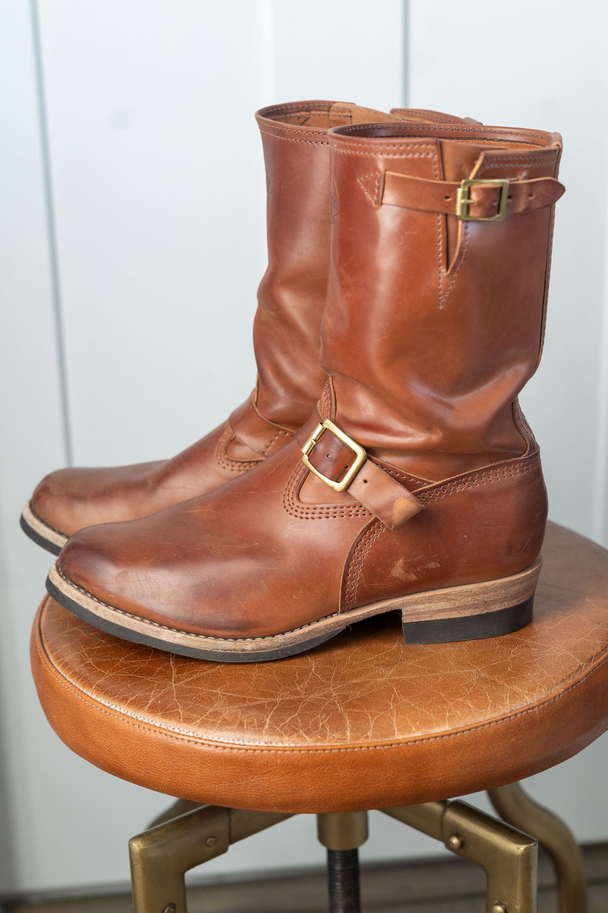 Photo by varnu on November 4, 2025 of the Wesco Mister Lou in Shinki Unglazed Natural Shell Cordovan.