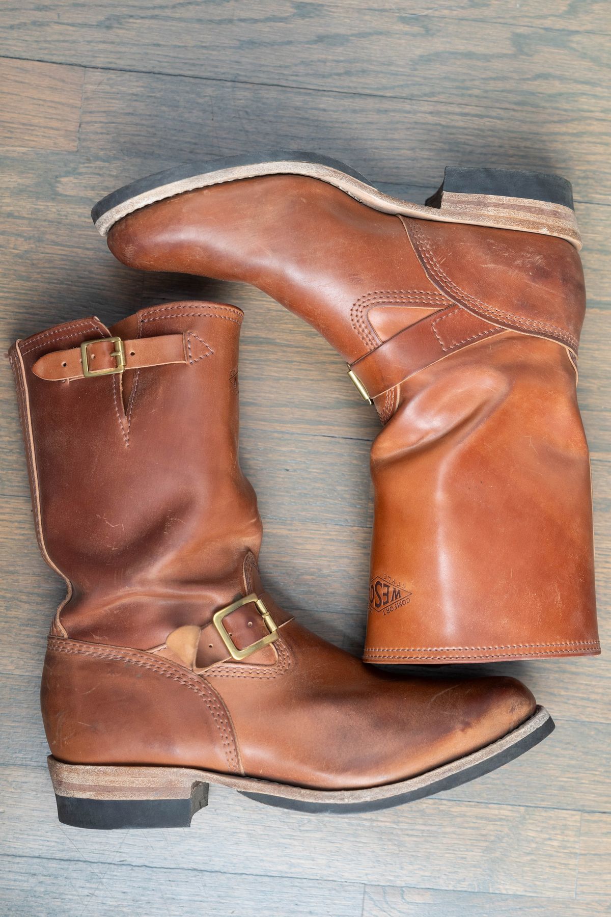 Photo by varnu on November 4, 2025 of the Wesco Mister Lou in Shinki Unglazed Natural Shell Cordovan.