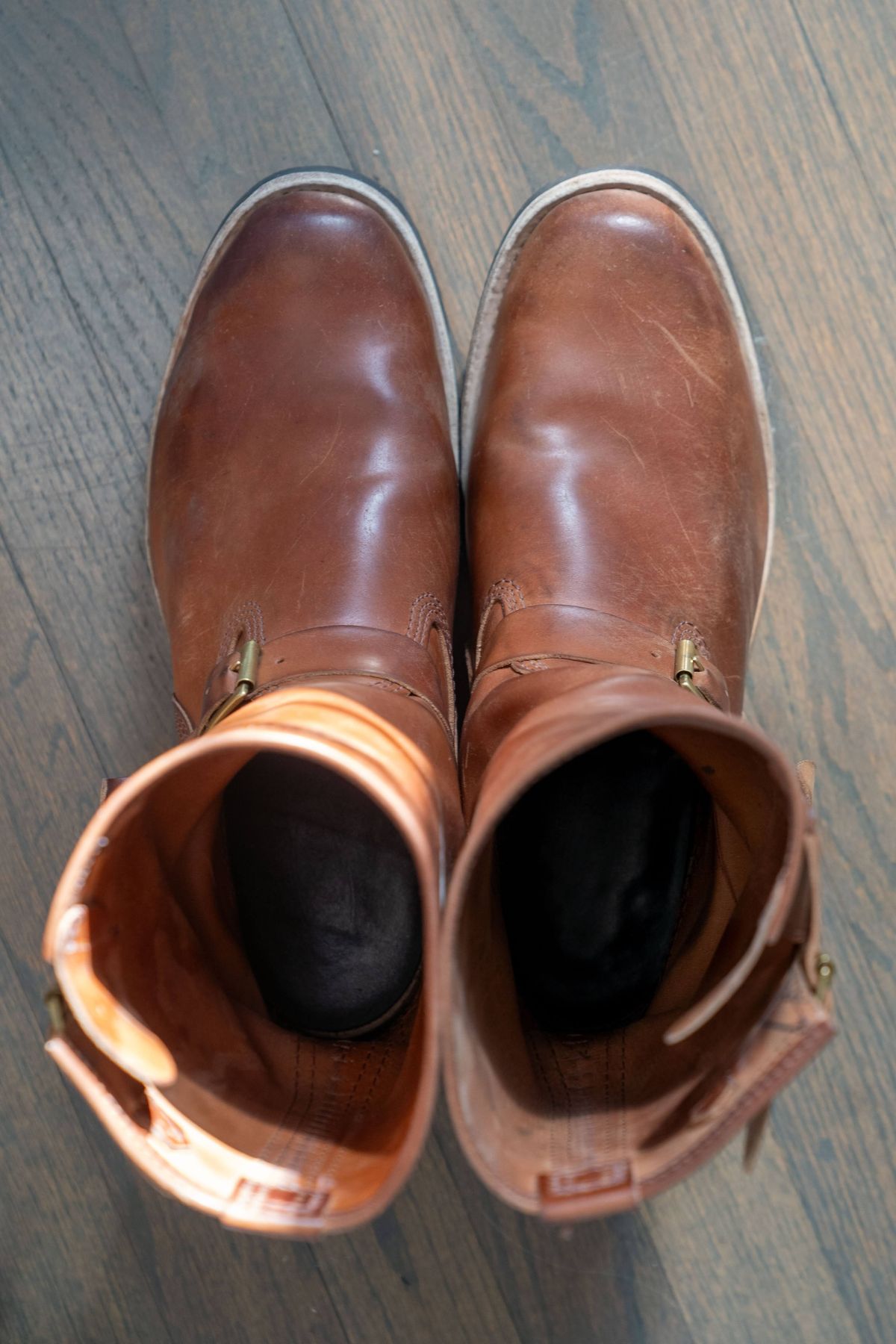 Photo by varnu on December 5, 2025 of the Wesco Mister Lou in Shinki Unglazed Natural Shell Cordovan.