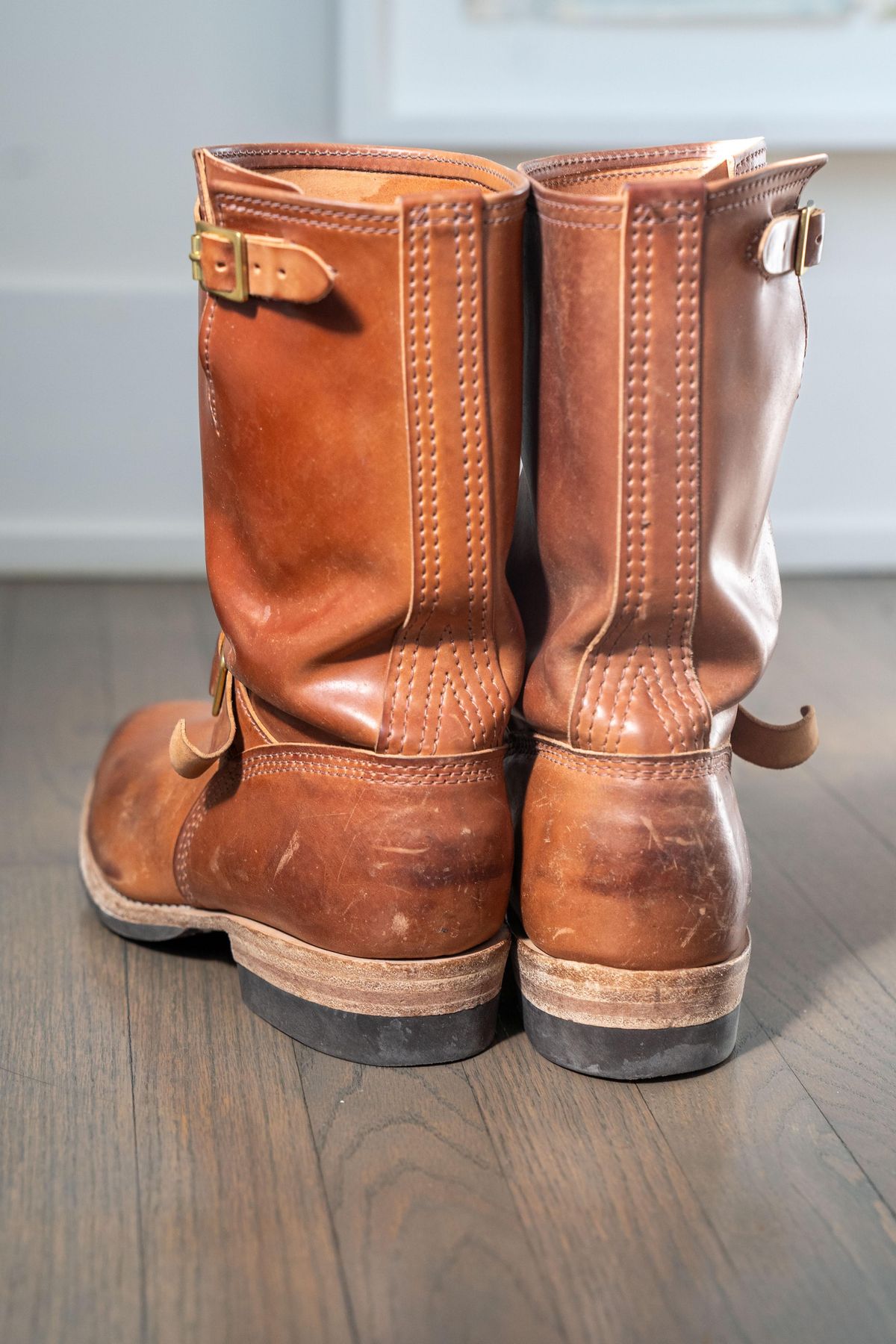 Photo by varnu on January 3, 2026 of the Wesco Mister Lou in Shinki Unglazed Natural Shell Cordovan.