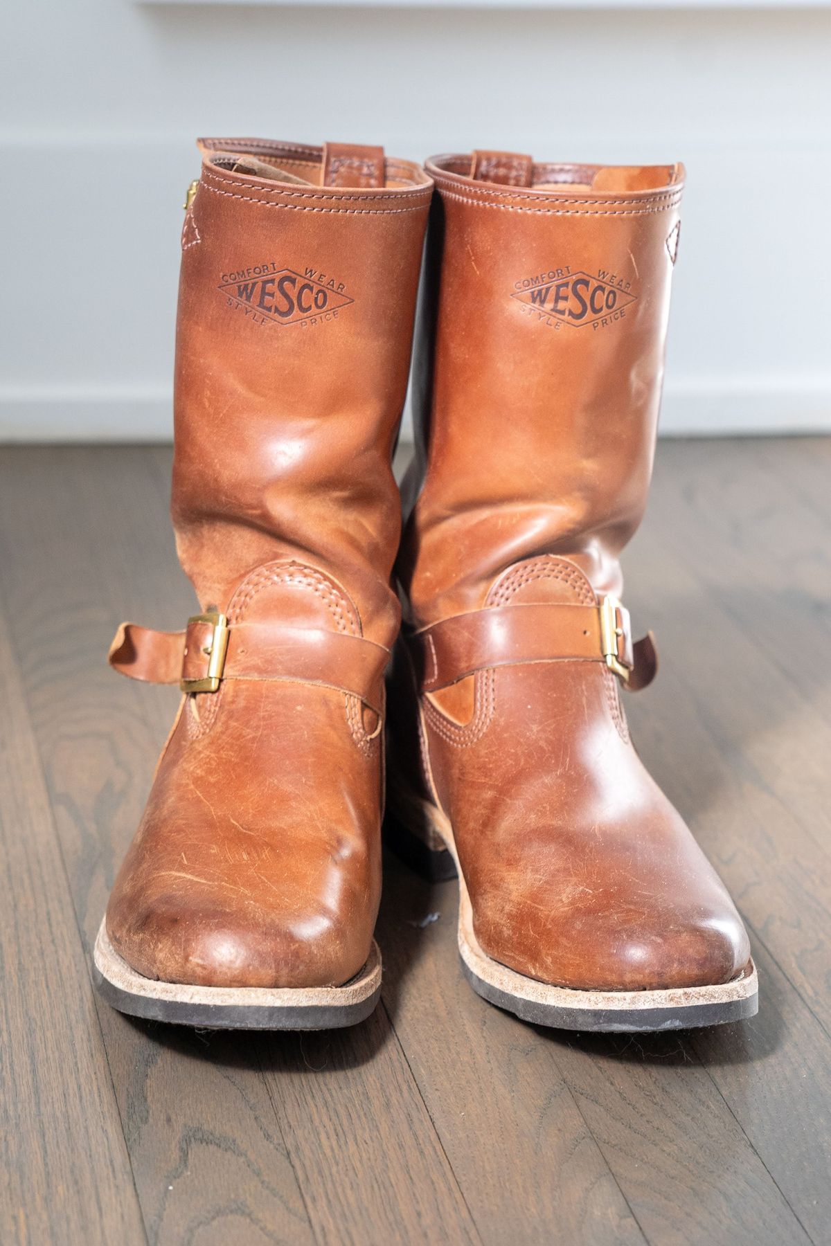 Photo by varnu on January 3, 2026 of the Wesco Mister Lou in Shinki Unglazed Natural Shell Cordovan.