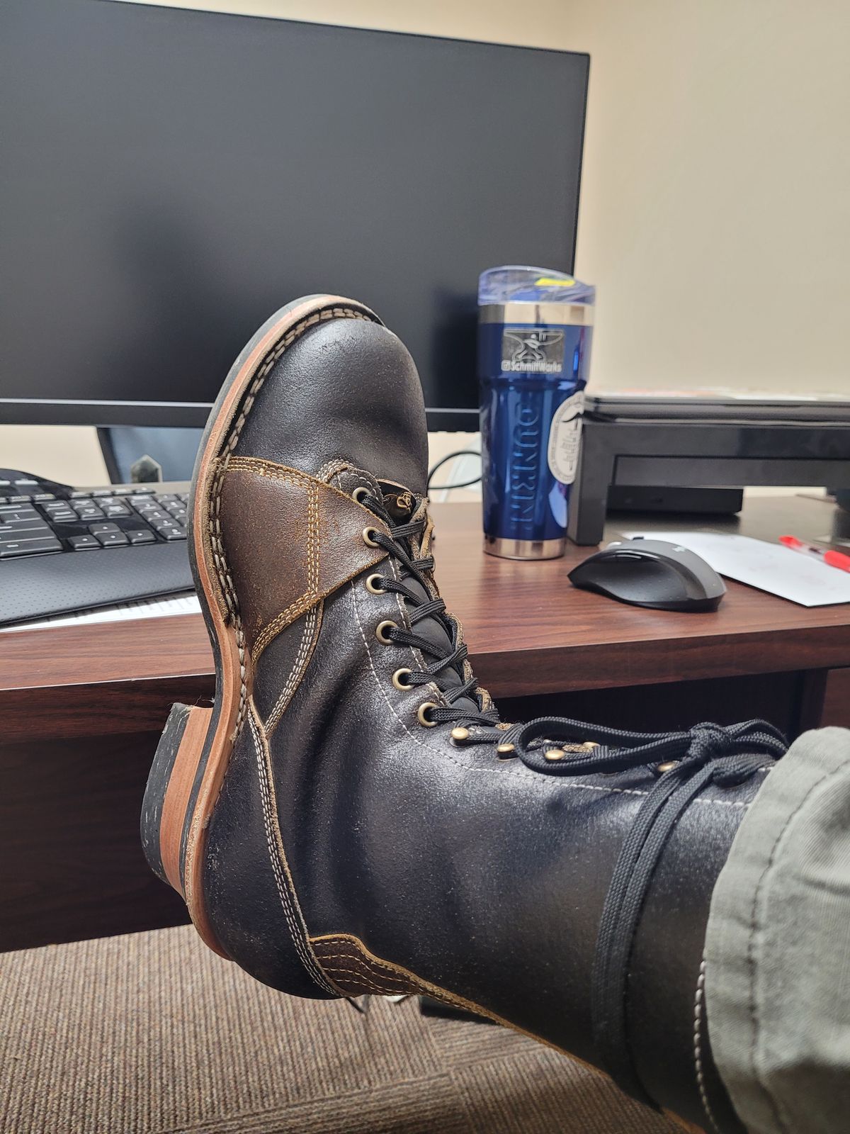Photo by Schmittworks on October 29, 2024 of the Frank's Boots Lace-To-Toe in Horween Black Waxed Flesh & Horween Cinnamon Waxed Flesh.