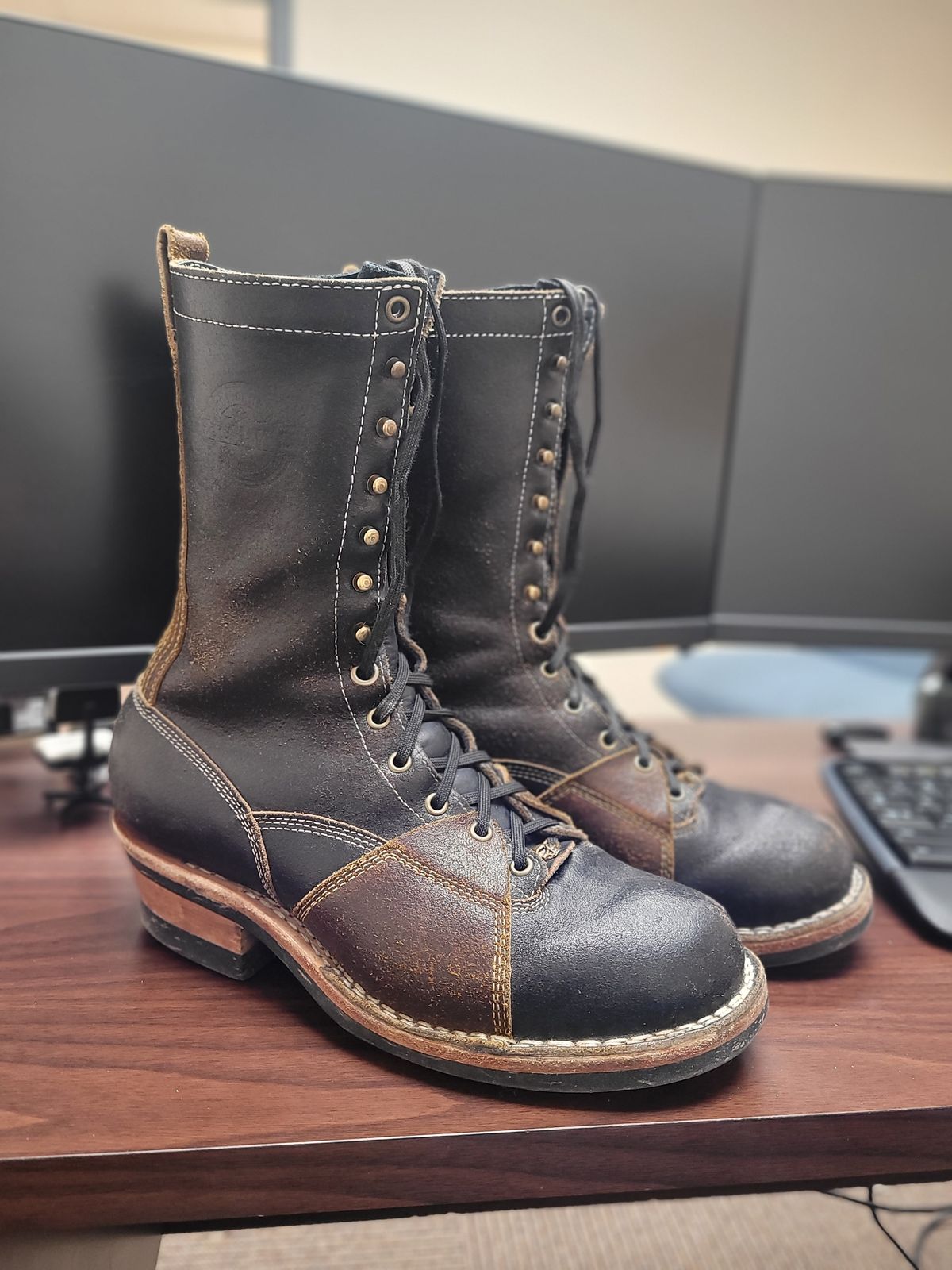 Photo by Schmittworks on December 6, 2024 of the Frank's Boots Lace-To-Toe in Horween Black Waxed Flesh & Horween Cinnamon Waxed Flesh.