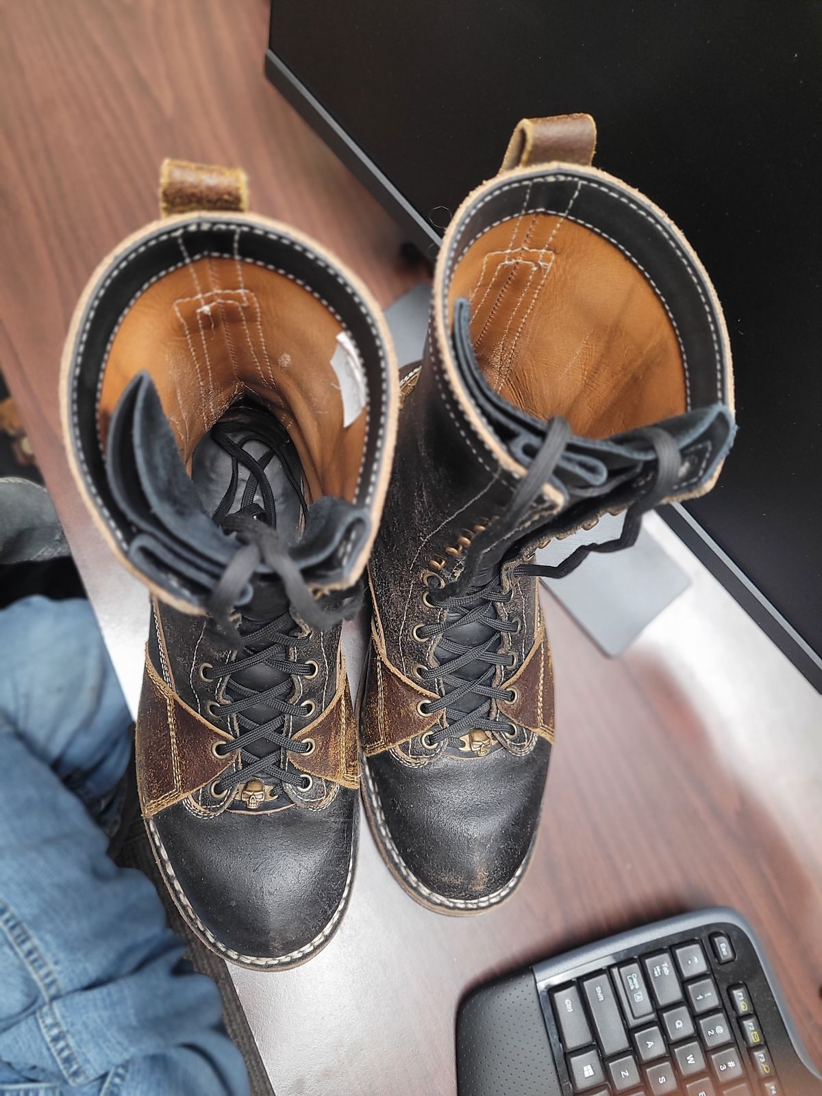 Photo by Schmittworks on December 6, 2024 of the Frank's Boots Lace-To-Toe in Horween Black Waxed Flesh & Horween Cinnamon Waxed Flesh.