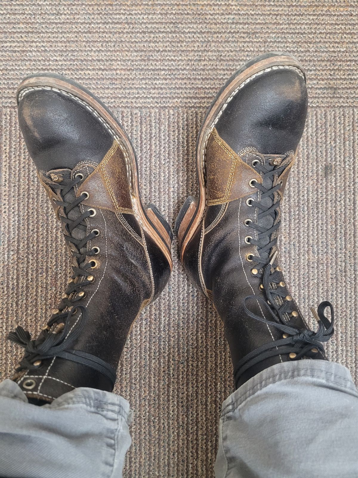 Photo by Schmittworks on March 24, 2025 of the Frank's Boots Lace-To-Toe in Horween Black Waxed Flesh & Horween Cinnamon Waxed Flesh.