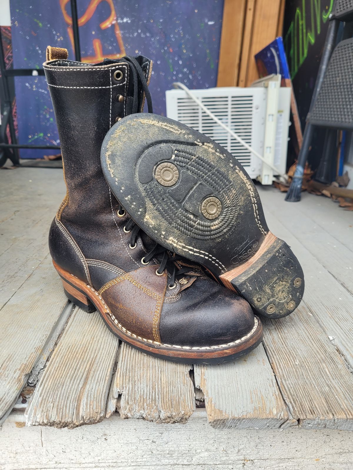 Photo by Schmittworks on March 30, 2025 of the Frank's Boots Lace-To-Toe in Horween Black Waxed Flesh & Horween Cinnamon Waxed Flesh.