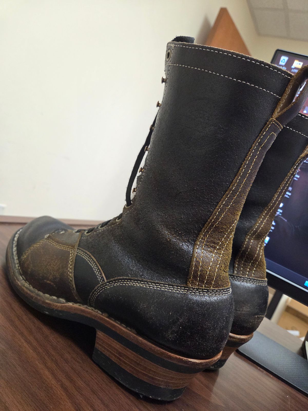 Photo by Schmittworks on July 30, 2025 of the Frank's Boots Lace-To-Toe in Horween Black Waxed Flesh & Horween Cinnamon Waxed Flesh.