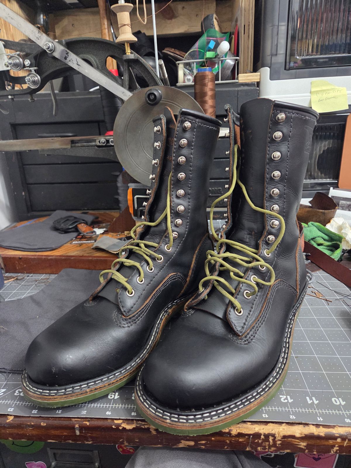 Photo by Schmittworks on October 2, 2025 of the Schmittworks Sw919 in Canyon Black By Sb Foot.