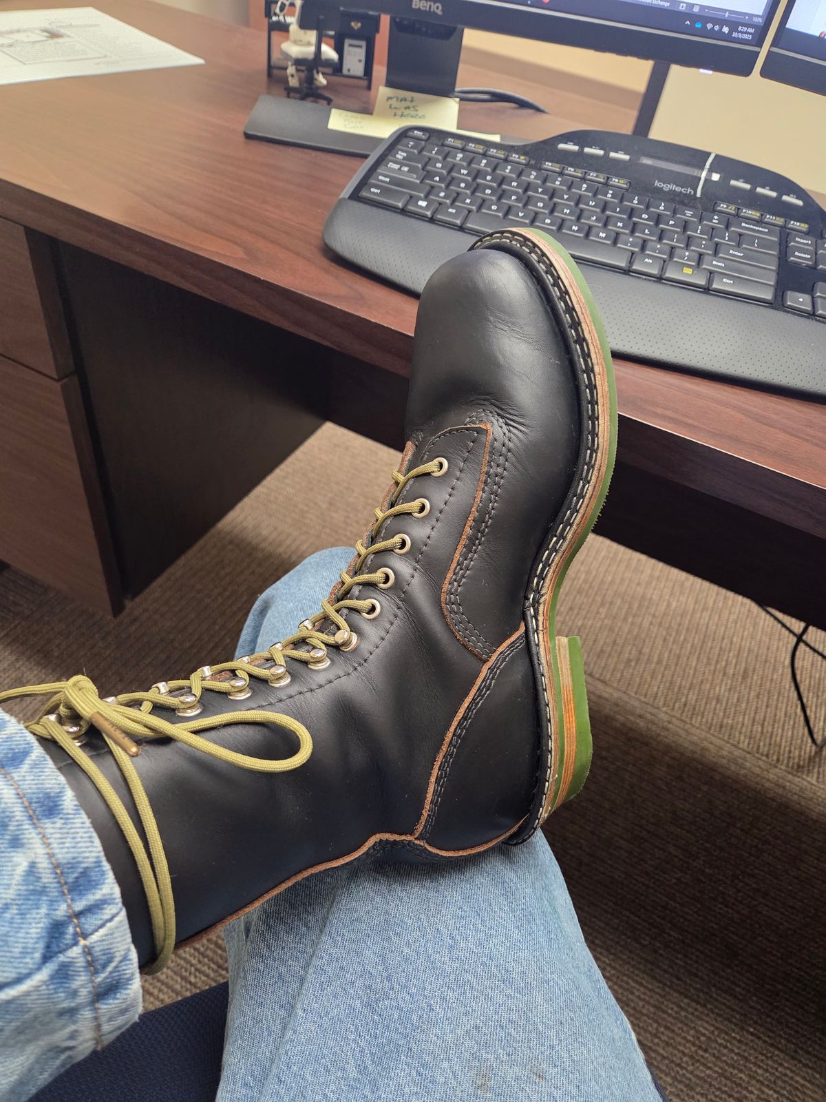 Photo by Schmittworks on October 3, 2025 of the Schmittworks Sw919 in Canyon Black By Sb Foot.