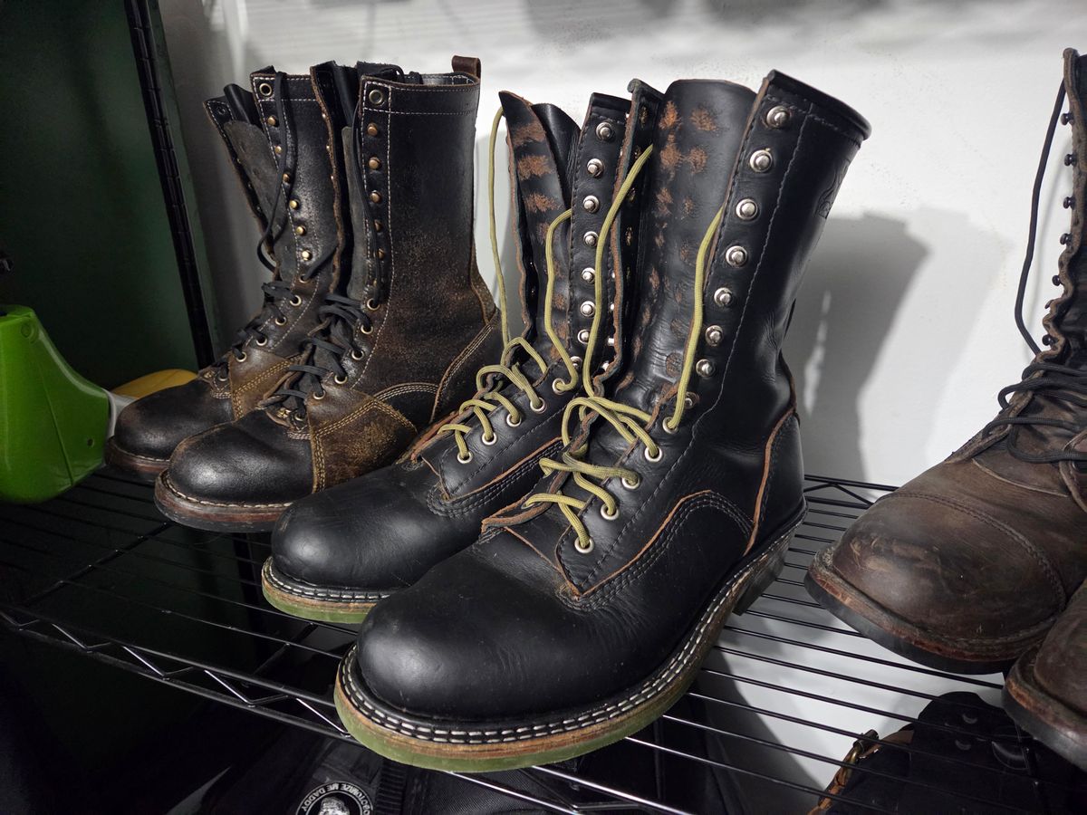 Photo by Schmittworks on October 9, 2025 of the Schmittworks Sw919 in Canyon Black By Sb Foot.