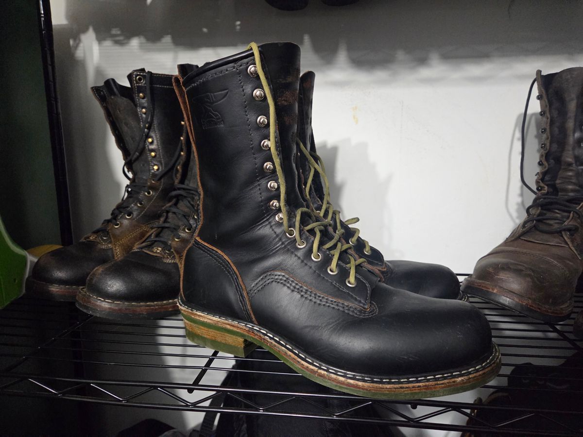 Photo by Schmittworks on October 9, 2025 of the Schmittworks Sw919 in Canyon Black By Sb Foot.