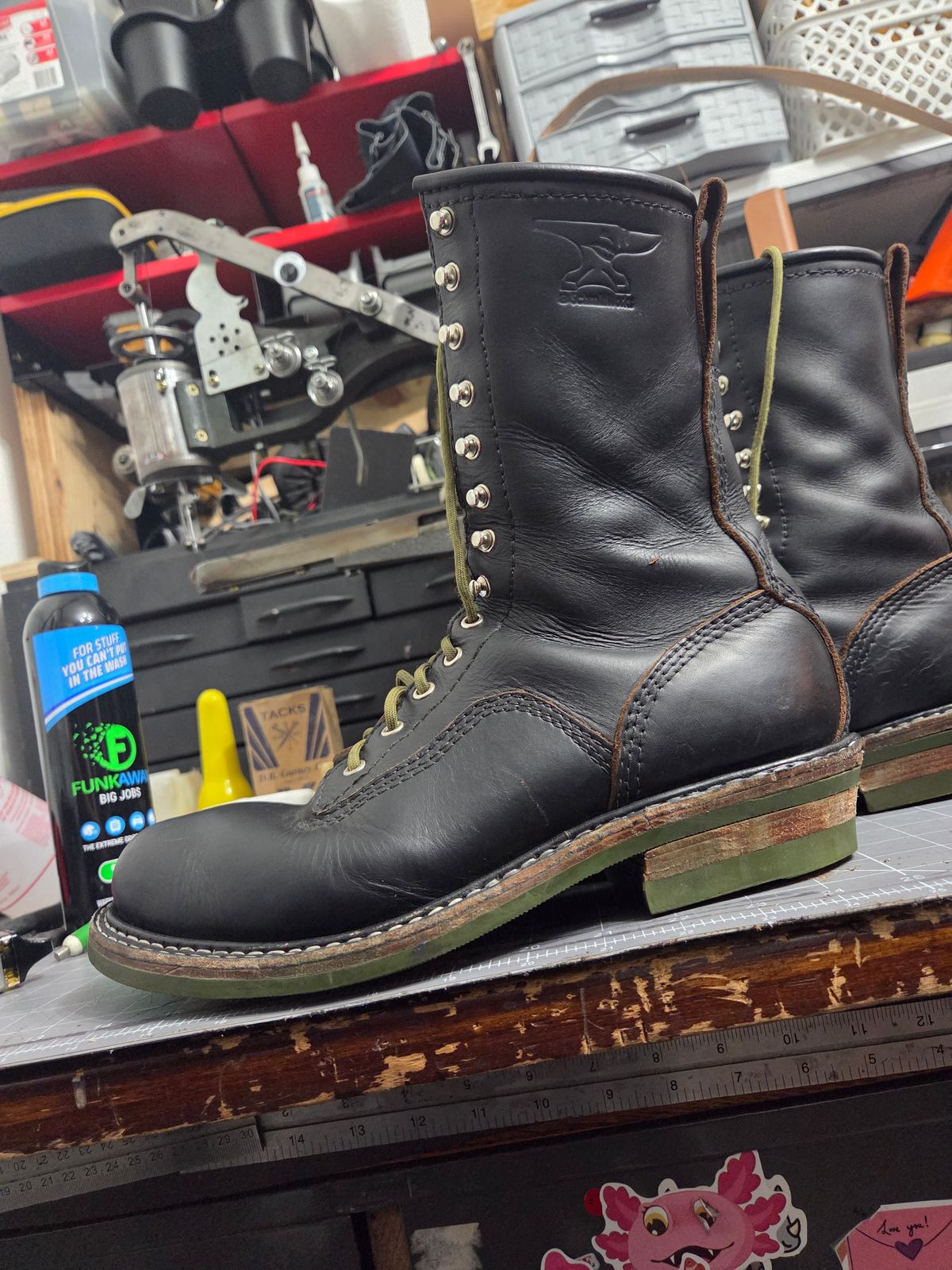 Photo by Schmittworks on November 1, 2025 of the Schmittworks Sw919 in Canyon Black By Sb Foot.