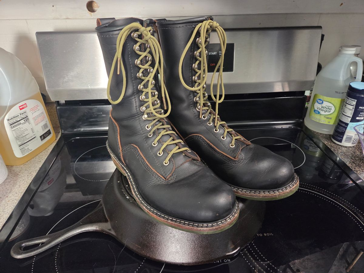 Photo by Schmittworks on November 1, 2025 of the Schmittworks Sw919 in Canyon Black By Sb Foot.