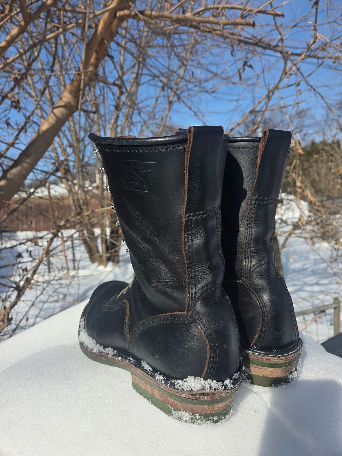 Photo by Schmittworks on February 1, 2026 of the Schmittworks Sw919 in Canyon Black By Sb Foot.