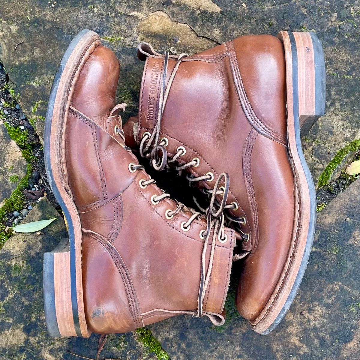 Photo by leumas on February 5, 2024 of the White's x Division Road LTT Lineman 350 in Horween British Tan Chromexcel.