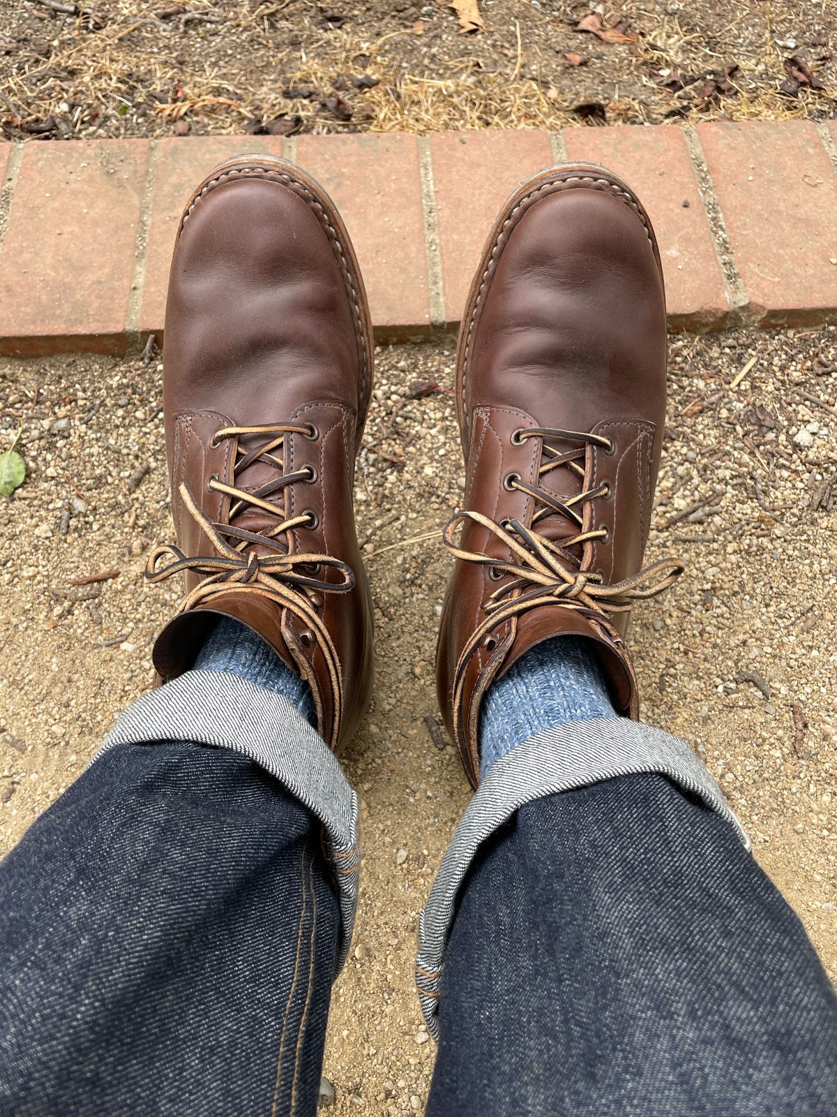 Photo by leumas on September 30, 2023 of the White's Semi-Dress in Guidi Dark Brown Horsehide.