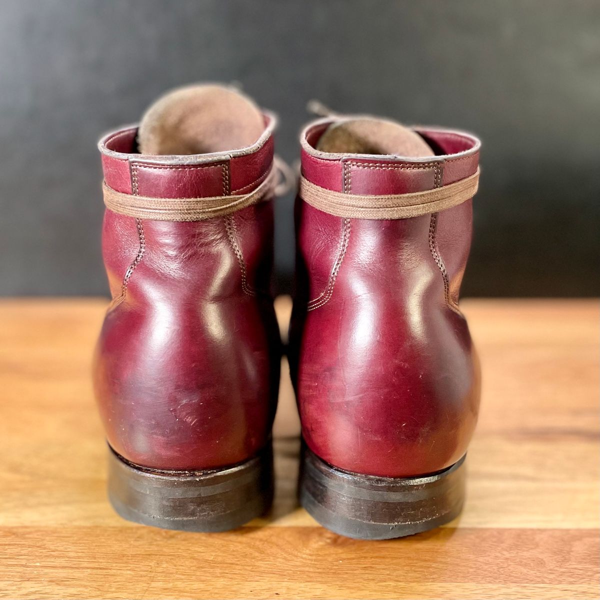 Photo by leumas on January 3, 2023 of the Viberg Service Boot in Horween Color 8 Chromexcel.