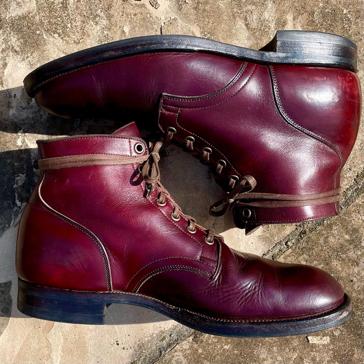 Photo by leumas on March 3, 2023 of the Viberg Service Boot in Horween Color 8 Chromexcel.