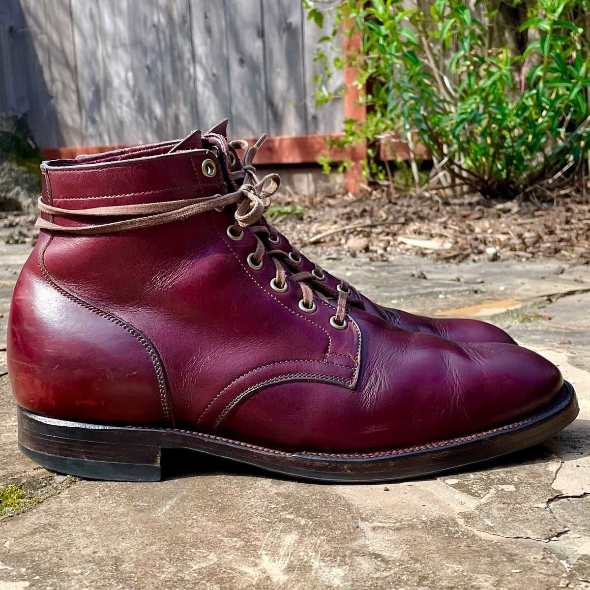 Photo by leumas on March 3, 2023 of the Viberg Service Boot in Horween Color 8 Chromexcel.