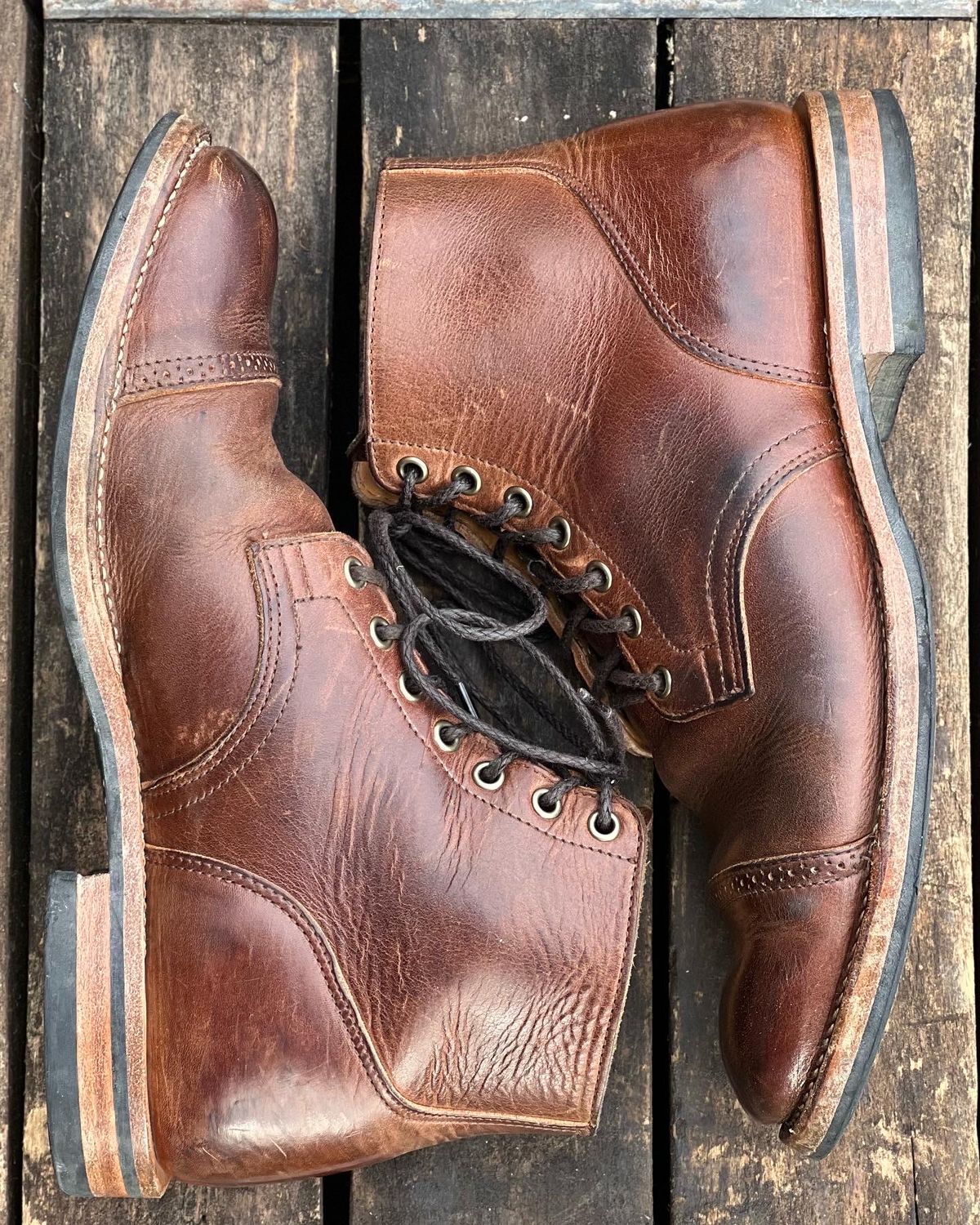 Photo by Nerdin.with.Boots on December 1, 2022 of the Viberg Service Boot BCT in Horween Mocha Vintage.