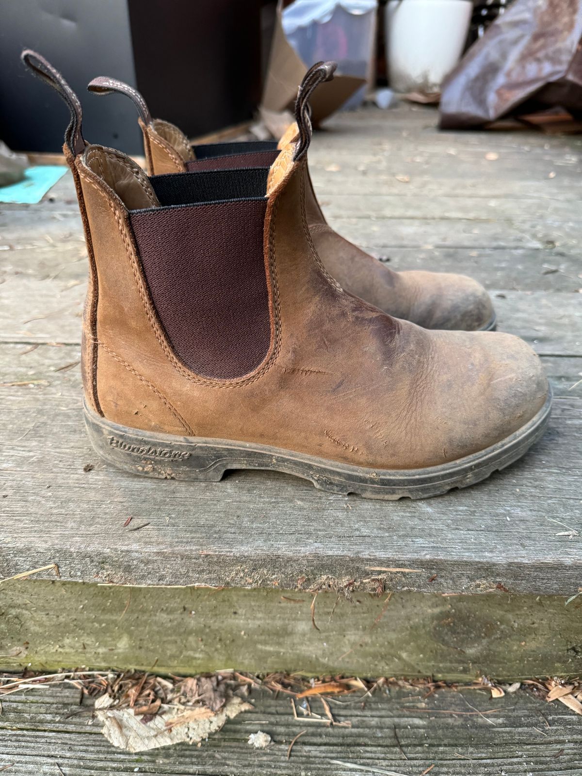 Photo by sarquat on January 5, 2024 of the Blundstone Classic in Saddle Brown Crazy Horse.