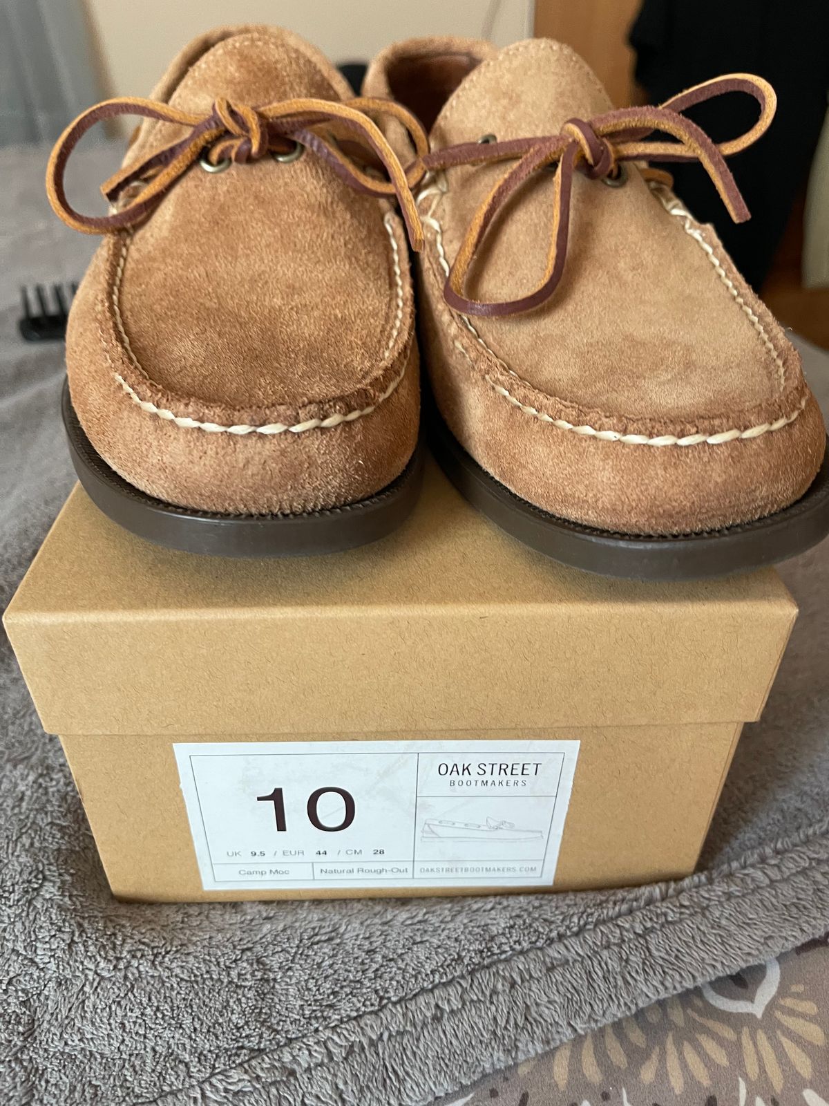 Photo by MRivera4396 on June 28, 2024 of the Oak Street Bootmakers Camp Moc in Horween Natural Chromexcel Roughout.