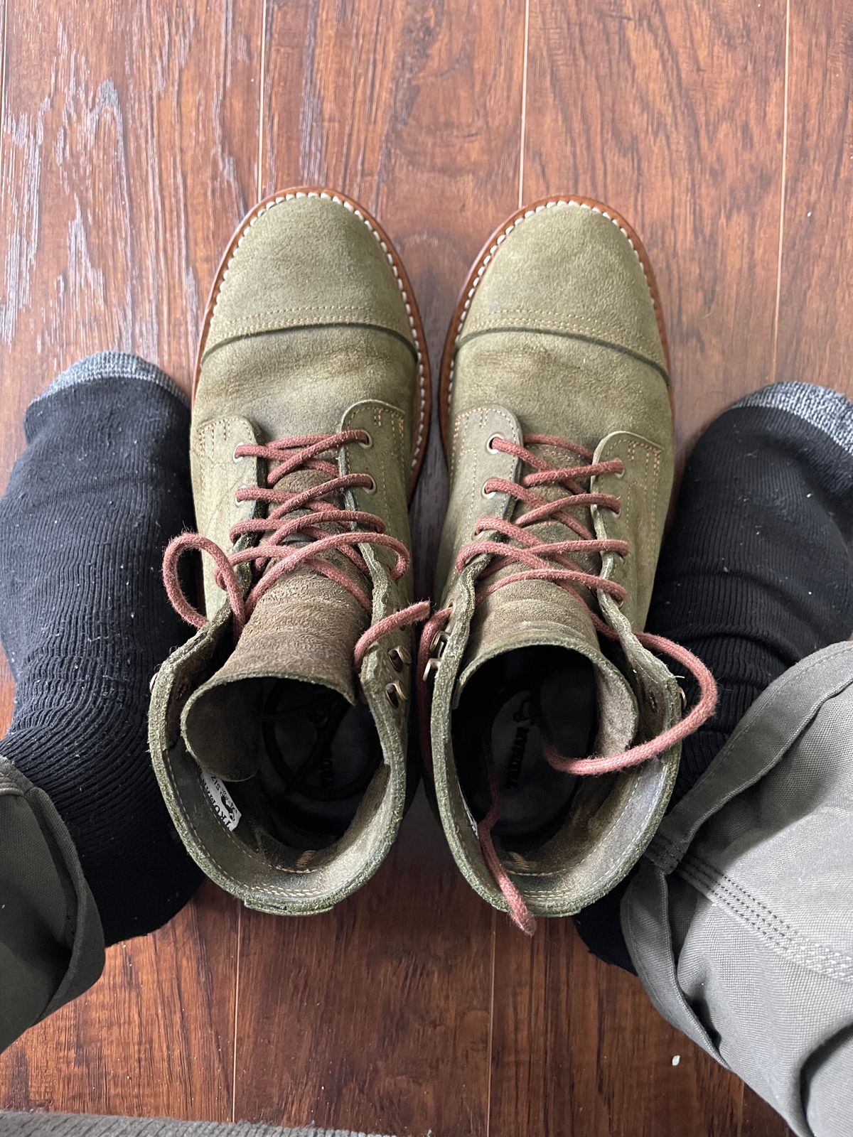 Photo by MRivera4396 on February 13, 2024 of the Truman Service Boot in C.F. Stead Moss Waxy Mohawk.