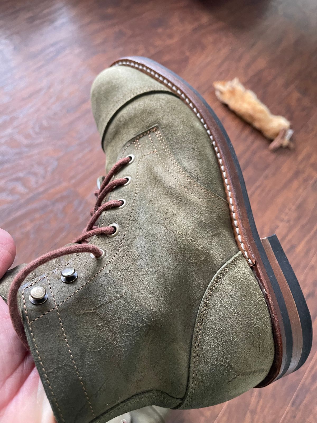 Photo by MRivera4396 on February 13, 2024 of the Truman Service Boot in C.F. Stead Moss Waxy Mohawk.