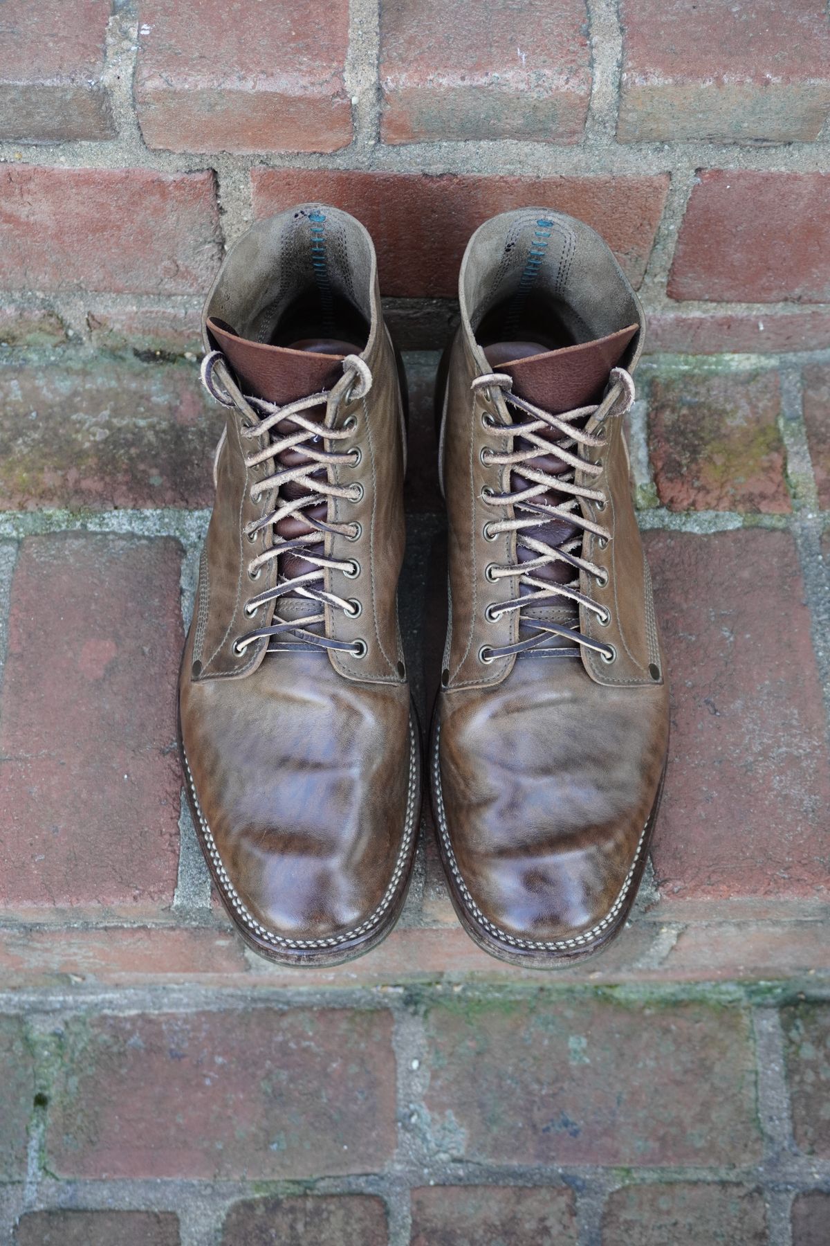 Photo by drew_altizer on March 1, 2024 of the NF Bootmaker Milton Boot in Maryam Waxy Salvia Horsebutt.